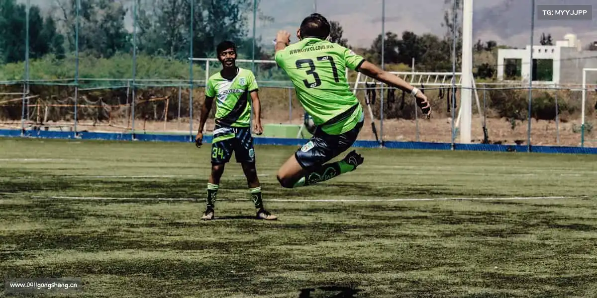 永久免费未满看片软件入口🎥 捕捉世间美好瞬间,打造沉浸式影视体验 ——XX 影视,定义新视听美学